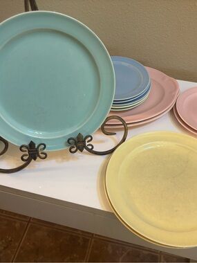 15 pieces LuRay Pastels - Classic Glazed Dinnerware